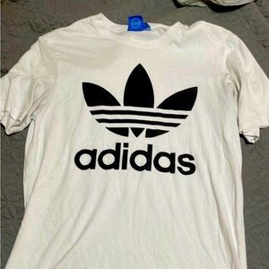 Adidas tshirt
